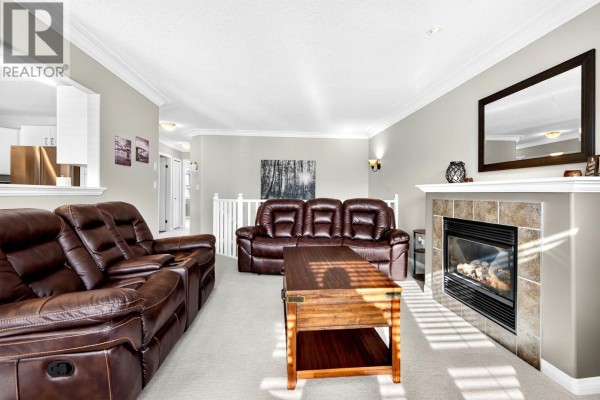 Foyer - 1104 Quail Drive Unit# 6, Kamloops, BC V2B8S6 Photo 5