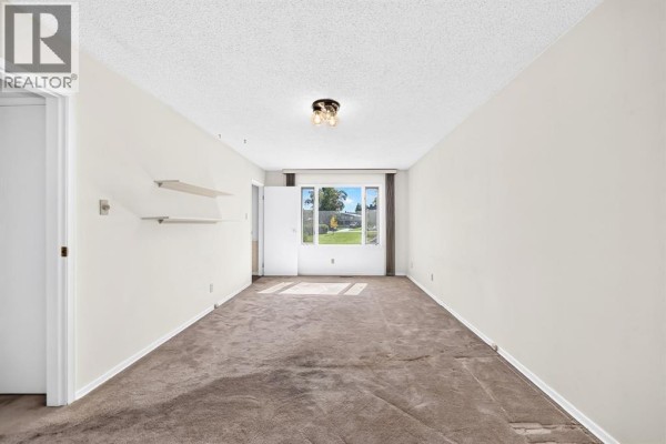 Dining room - 1104 Southglen Drive Sw, Calgary, AB T2W0X1 Photo 5