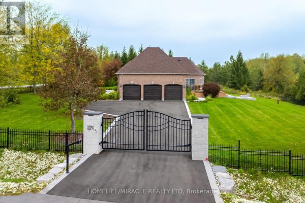 11045 Inglis Drive, Milton, ON, photo 2