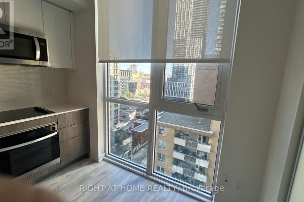 Bedroom - 1105 - 100 Dalhousie Street, Toronto, ON M5B0C7 Photo 2