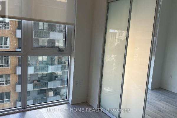 Bathroom - 1105 - 100 Dalhousie Street, Toronto, ON M5B0C7 Photo 4