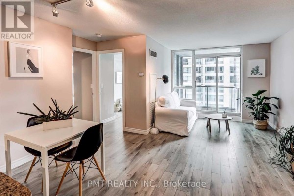 Bedroom 2 - 1105 - 12 Yonge Street, Toronto, ON M5E1Z9 Photo 5