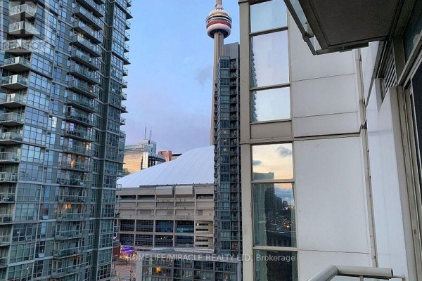 1105 - 35 Mariner Terrace, Toronto