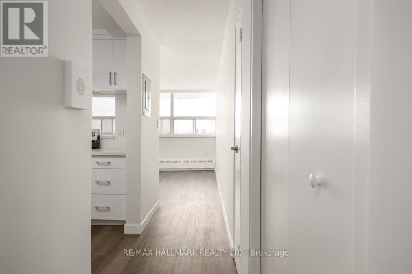 Bedroom 2 - 1105 - 5949 Yonge Street, Toronto, ON M2M3V8 Photo 5