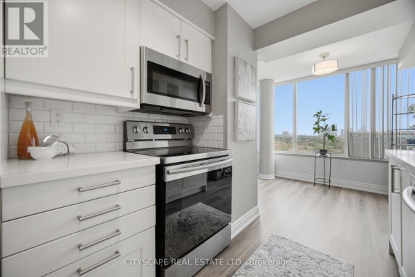 Kitchen - 1105 - 700 Constellation Drive, Mississauga, ON L5R3G8 Photo 3