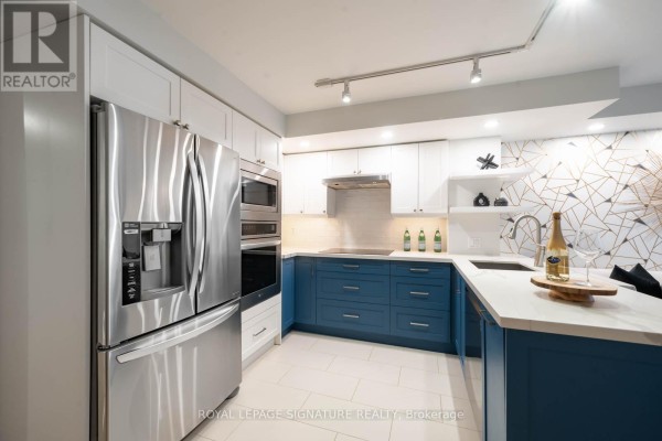Bedroom 2 - 1105 - 75 Dalhousie Street, Toronto, ON M5B2R9 Photo 5