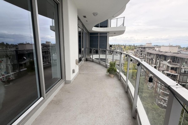 1105 1500 Martin Street, White Rock, BC V4B0C2 Photo 4