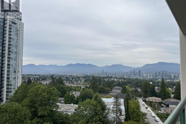 1105 5833 Wilson Avenue, Burnaby