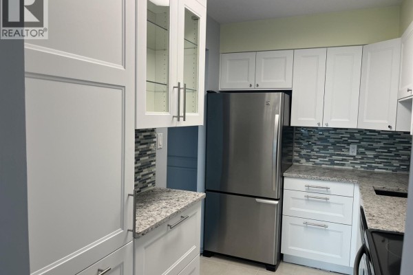 1105 5833 Wilson Avenue, Burnaby, BC V5H4R8 Photo 5
