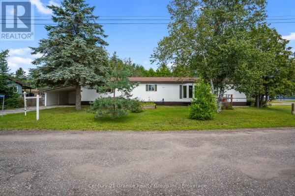 1105 Eighth Lane, Minden Hills, ON, photo 3