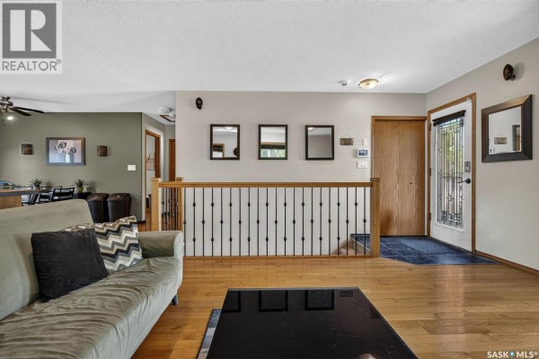 Bedroom - 1105 Hochelaga Street W, Moose Jaw, SK S6H2J3 Photo 5