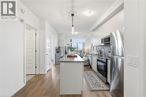 Kitchen - 1105 Leger Way Unit# 424, Milton, ON L9E1K7 Photo 5