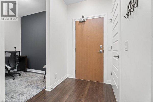 Bedroom - 1105 Leger Way Unit# 627, Milton, ON L9E1E5 Photo 3