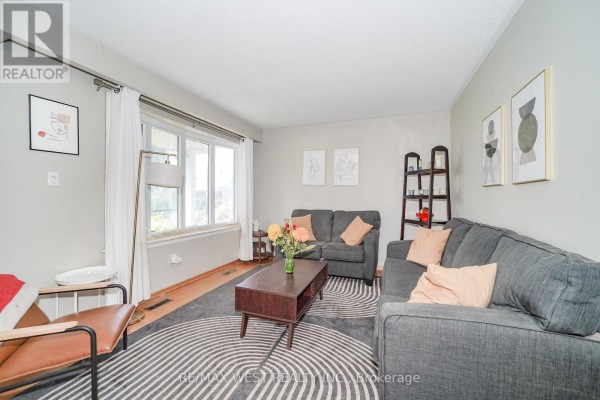 Recreational, Games room - 1105 Valley Court, Oshawa, ON L1J3M4 Photo 4