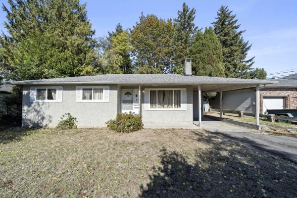 11055 80a Avenue, Delta, BC V4C1Y4 Photo 5