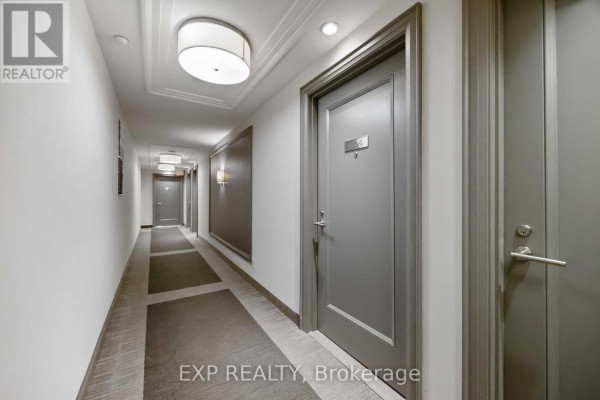 1106 - 155 Yorkville Avenue, Toronto, ON M5R1C4 Photo 3