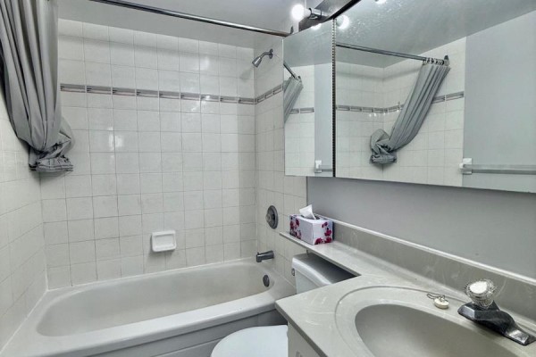 Bedroom 2 - 1106 - 18 Pemberton Avenue, Toronto, ON M2M4K9 Photo 4