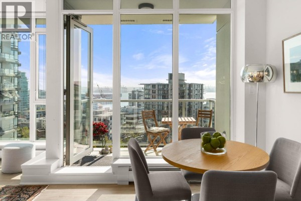 1106 175 W 2nd Street, North Vancouver, BC V7M0A5 Photo 2