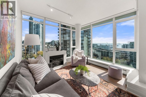 1106 175 W 2nd Street, North Vancouver, BC V7M0A5 Photo 3