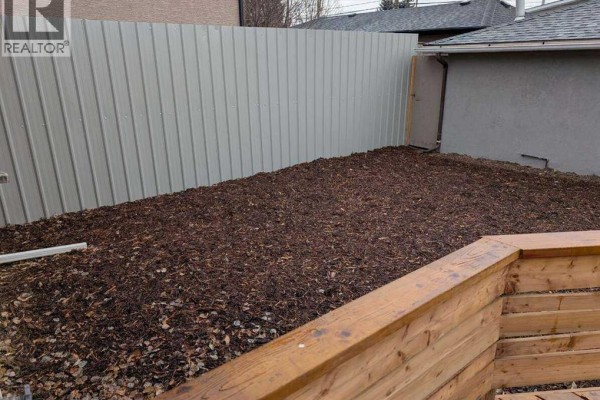 Primary Bedroom - 1106 39 Street Se, Calgary, AB T2A1E4 Photo 4