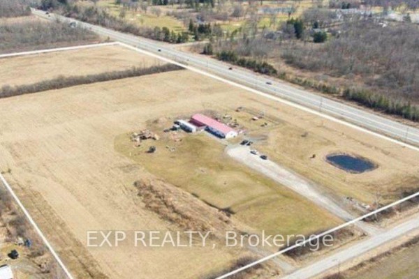 Living room - 1106 House Road, Fort Erie, ON L0S1N0 Photo 2