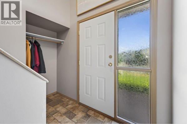 3pc Bathroom - 1106 Maclean Crescent, Cache Creek, BC V0K1H0 Photo 4
