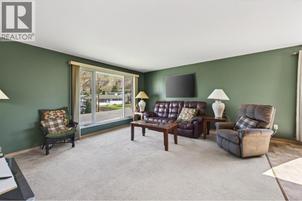 Bedroom - 1106 Maclean Crescent, Cache Creek, BC V0K1H0 Photo 5