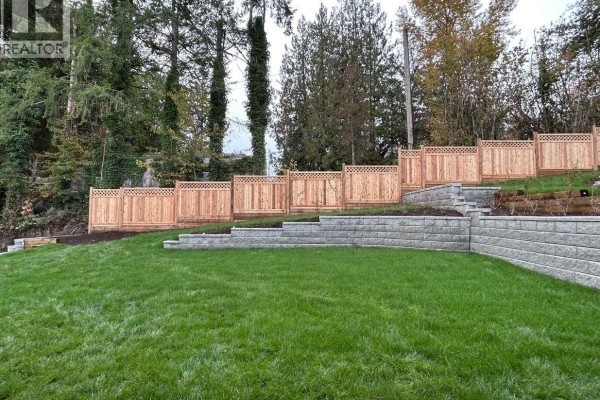 11061 241a Street, Maple Ridge, BC V2W0K5 Photo 3