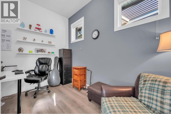 11065 Buckerfield Drive, Maple Ridge, BC V2W1Z8 Photo 4