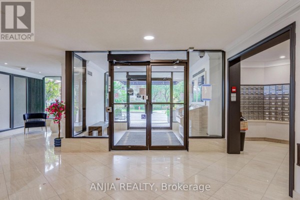 1107 - -275 Bamburgh Circle, Toronto, ON M1W3X4 Photo 2