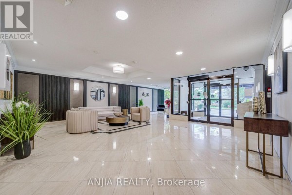 1107 - -275 Bamburgh Circle, Toronto, ON M1W3X4 Photo 3