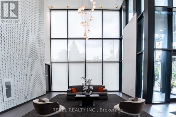 1107 - 11 Lillian Street, Toronto, ON, photo 2
