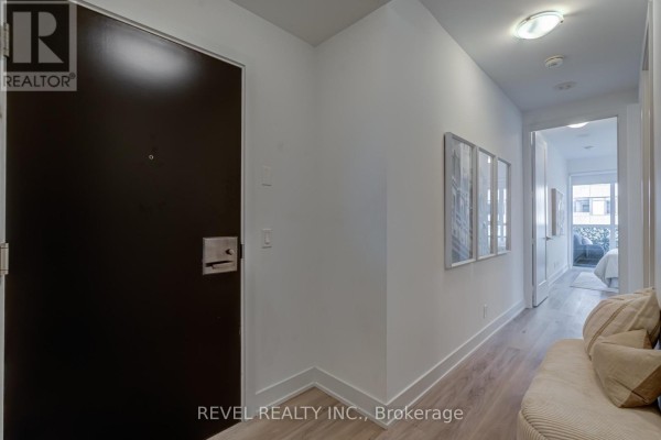 1107 - 11 Lillian Street, Toronto, ON, photo 3