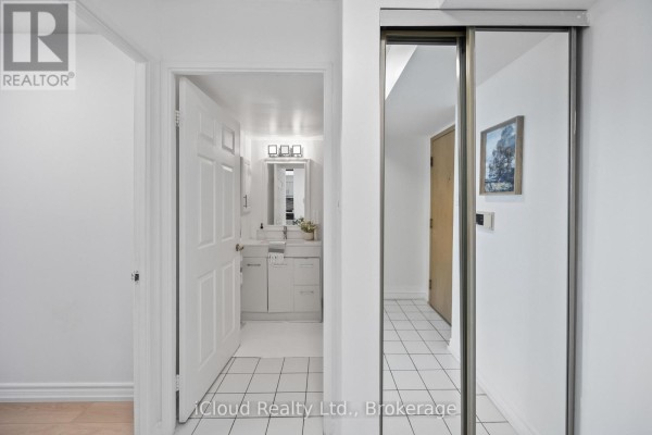 Solarium - 1107 - 3231 Eglinton Avenue E, Toronto, ON M1J3N5 Photo 5