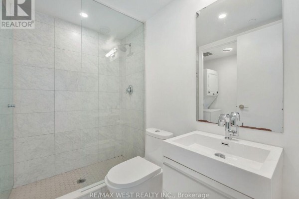 Bedroom 2 - 1107 - 39 Roehampton Avenue, Toronto, ON M4P0B9 Photo 5