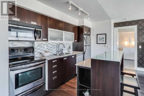Bedroom 2 - 1107 - 80 Western Battery Road, Toronto, ON M6K3S1 Photo 4