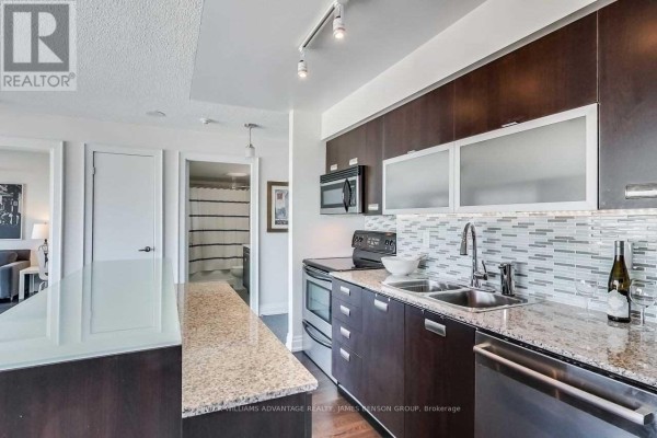 Primary Bedroom - 1107 - 80 Western Battery Road, Toronto, ON M6K3S1 Photo 5