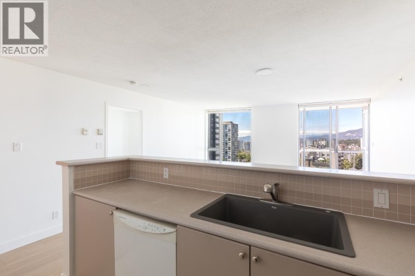 1107 1277 Nelson Street, Vancouver, BC V6E4M8 Photo 5
