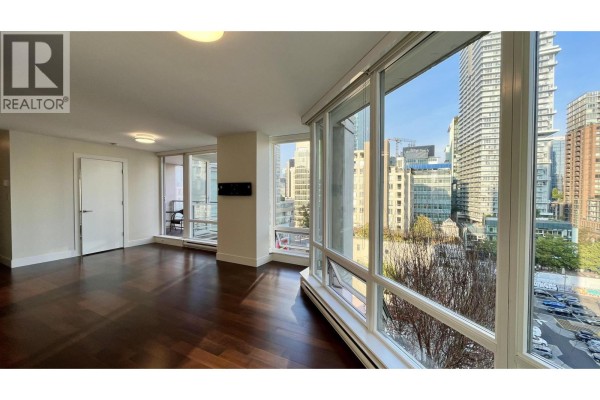 1107 565 Smithe Street, Vancouver, BC V6B0E4 Photo 4