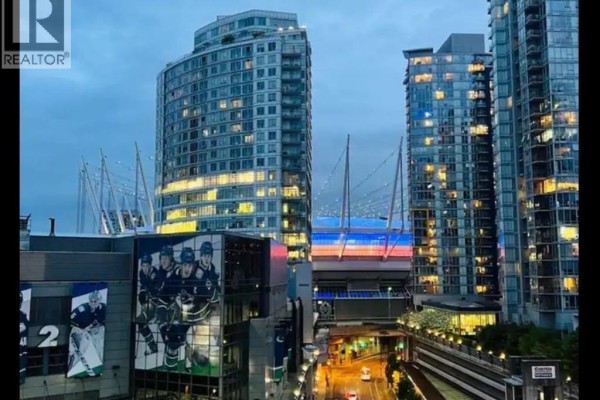 1107 689 Abbott Street, Vancouver, BC V6B0J2 Photo 2
