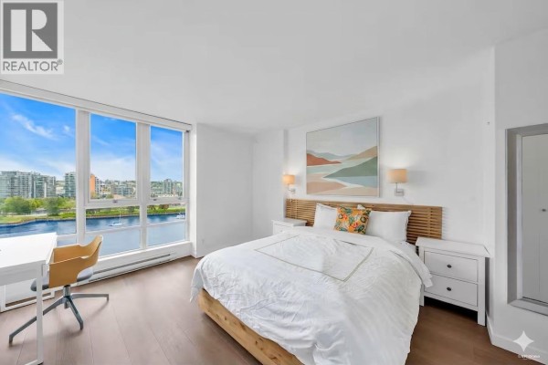 1107 980 Cooperage Way, Vancouver, BC V6B0C3 Photo 4