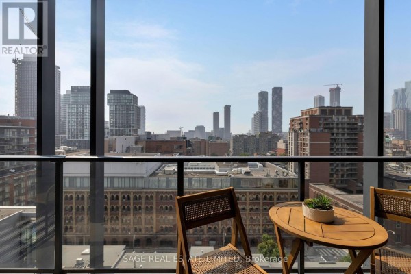 1108 - 105 George Street, Toronto, ON M5A0L4 Photo 2