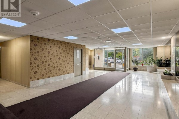 Solarium - 1108 - 2470 Eglinton Avenue, Toronto, ON M6M5E7 Photo 3