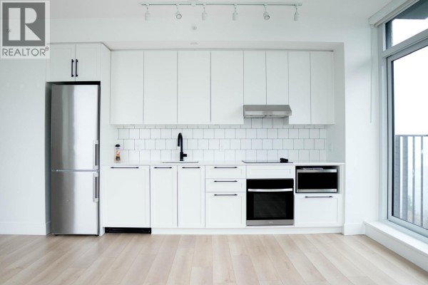 1108 8750 University Crescent, Burnaby, BC V5A0G9 Photo 5