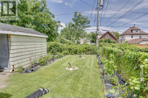Bath (# pieces 1-6) - 1108 Assumption Street, Windsor, ON N9A3C4 Photo 4