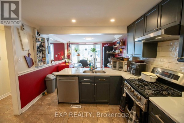 1108 Grenoble Crescent, Ottawa, ON, photo 2
