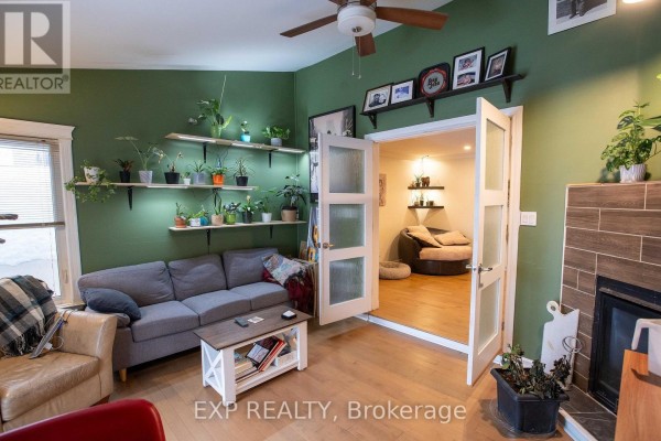 1108 Grenoble Crescent, Ottawa, ON, photo 3