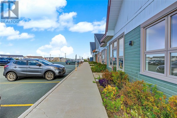 1108 Kenmount Road Unit#203, Paradise, NL A1L1N3 Photo 4