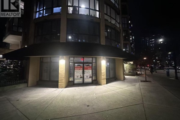 1108 Richards Street, Vancouver, BC, photo 2