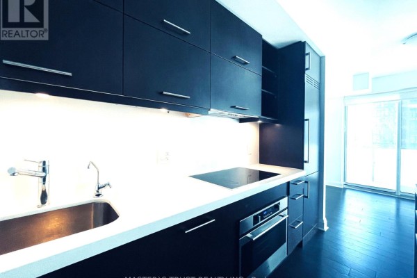 1109 - 1080 Bay Street, Toronto, ON M5S0A6 Photo 5
